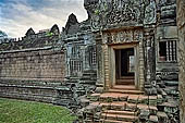 Angkor - Banteay Samre, north gopura of the first enclosure, northern (outer) view.